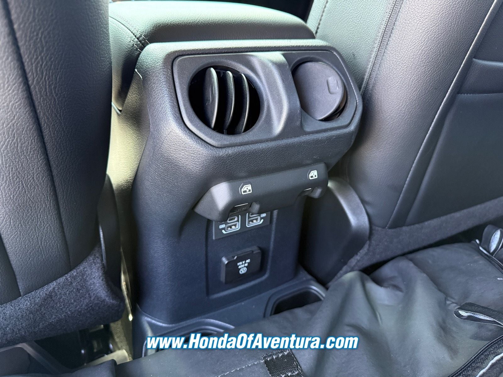 2023 Jeep Gladiator Rubicon /5 SPEED TRANS