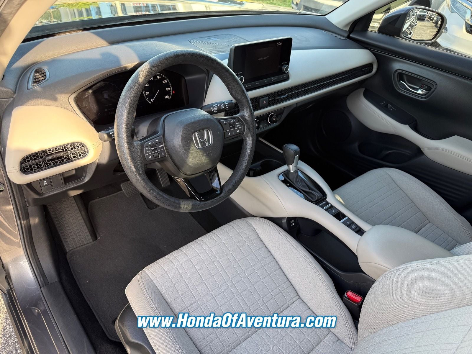 2024 Honda HR-V LX / CERTIFIED/LOW MILES