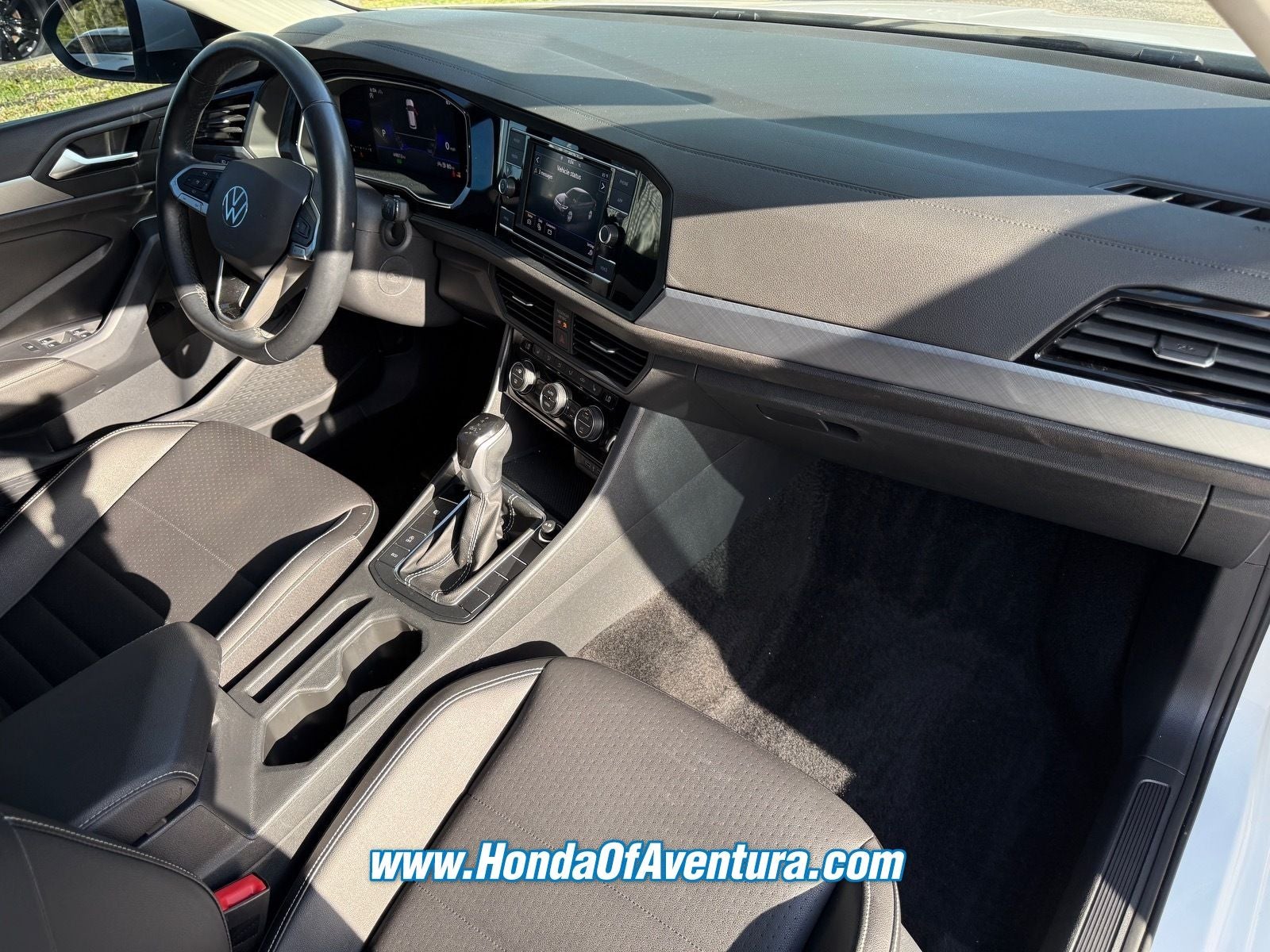 2022 Volkswagen Jetta 1.5T SE