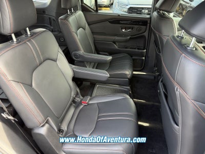 2025 Honda Pilot TrailSport / CERTIFIED/ LOW MILES