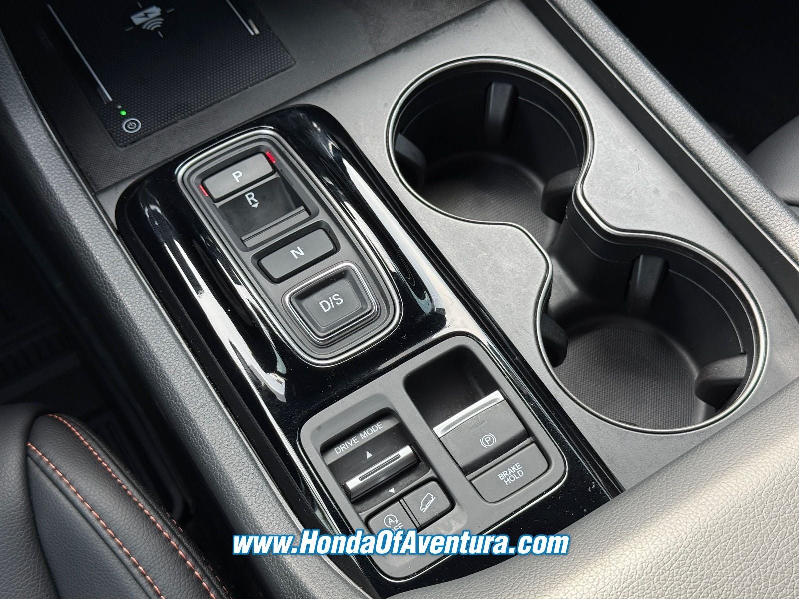 2025 Honda Pilot TrailSport / CERTIFIED/ LOW MILES