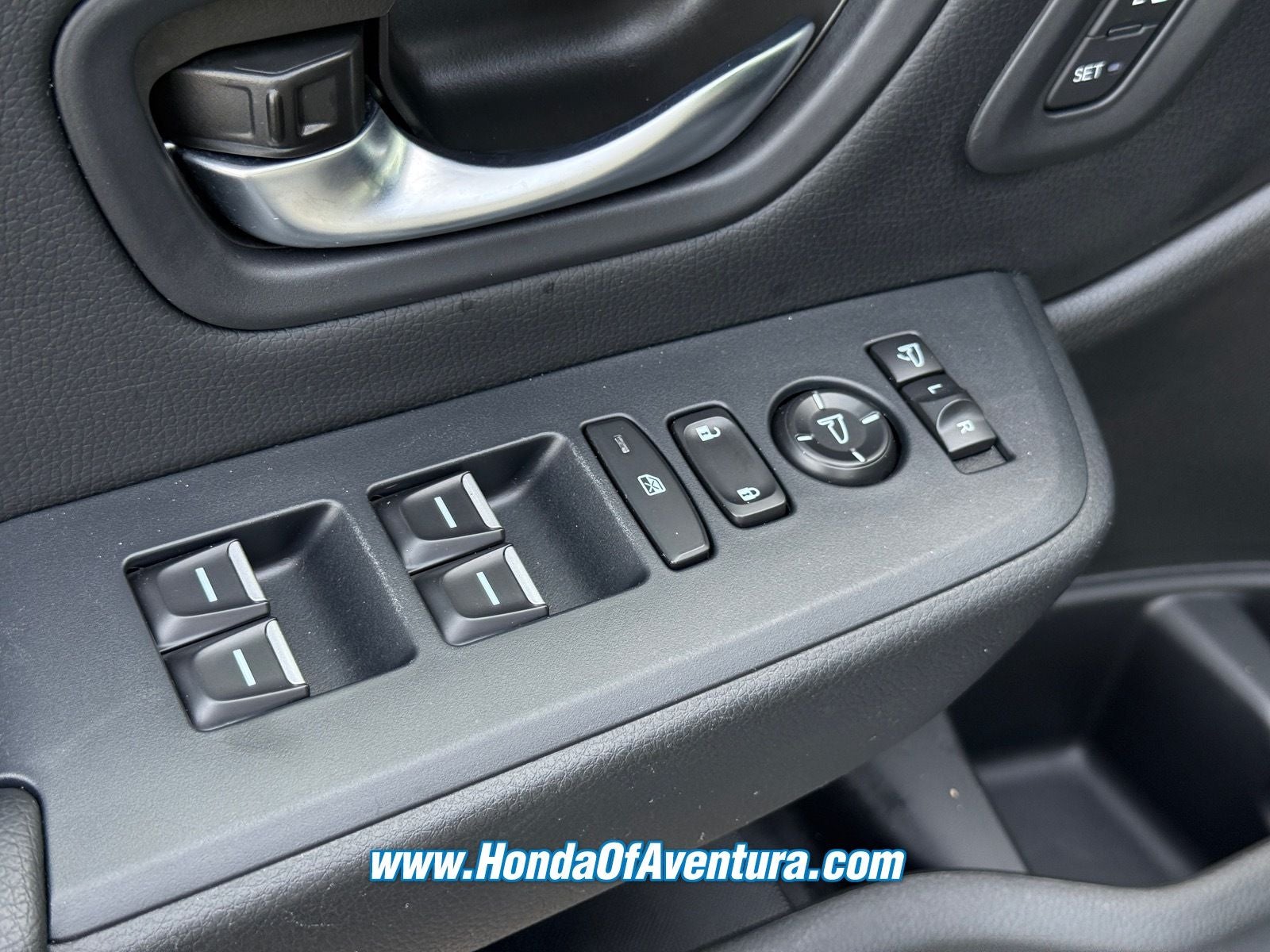 2025 Honda Pilot TrailSport / CERTIFIED/ LOW MILES