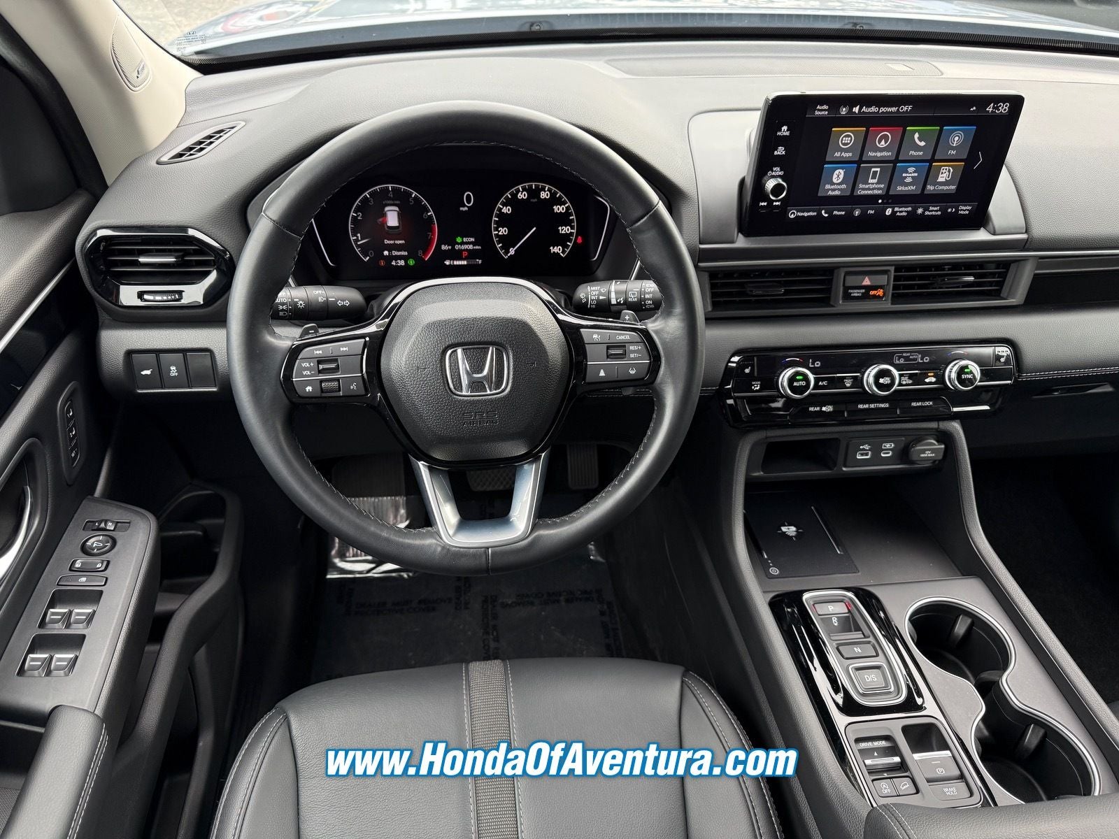 2024 Honda Pilot Touring