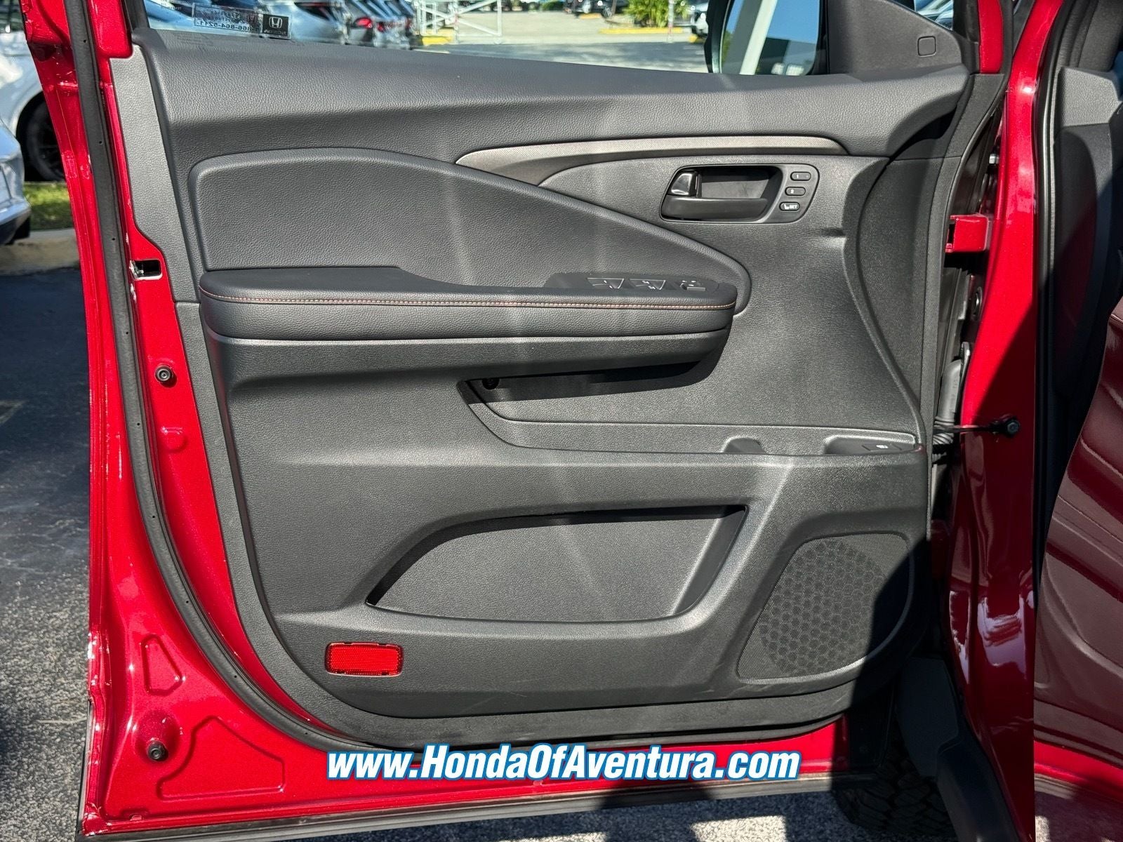 2025 Honda Ridgeline TrailSport / CERTIFIED