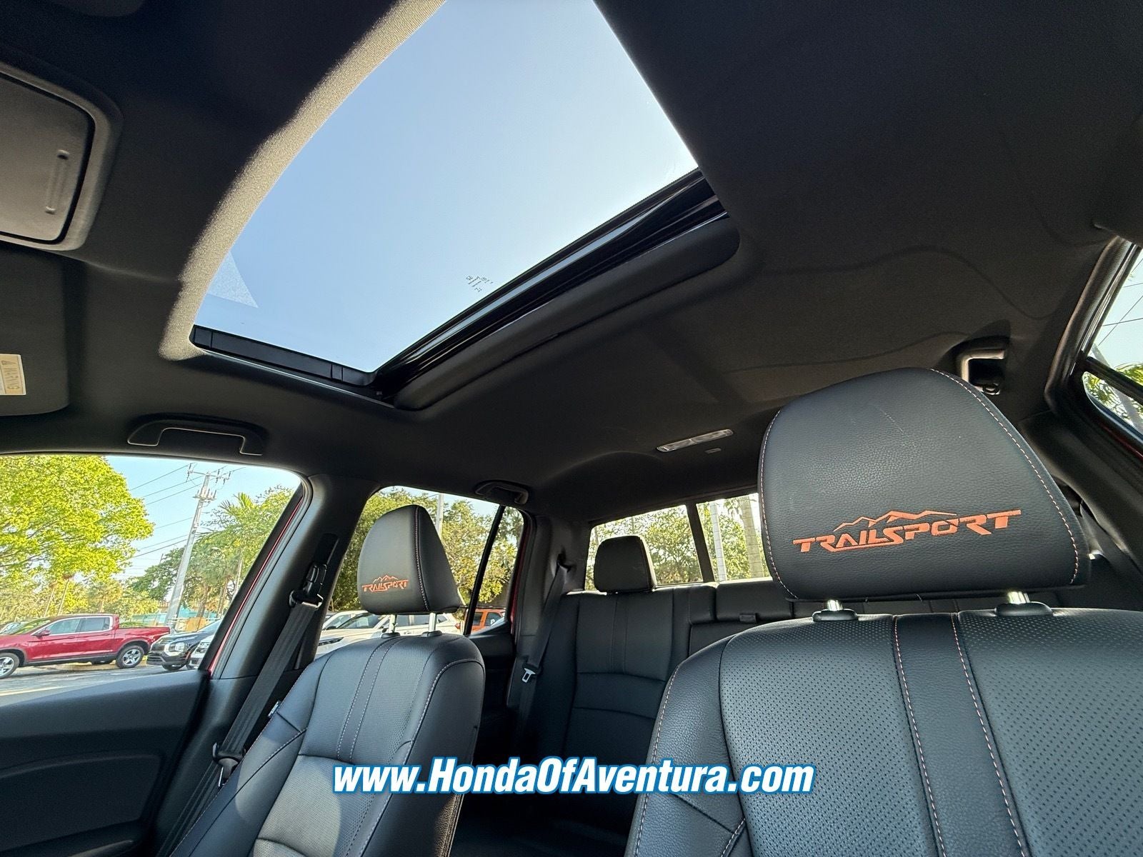 2025 Honda Ridgeline TrailSport / CERTIFIED