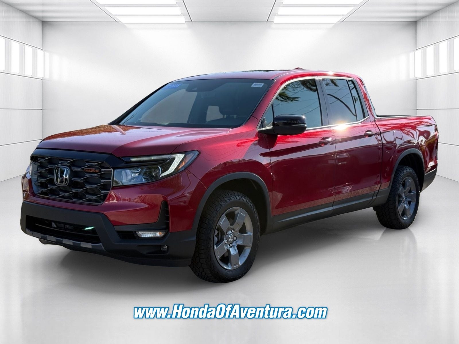 2025 Honda Ridgeline TrailSport / CERTIFIED