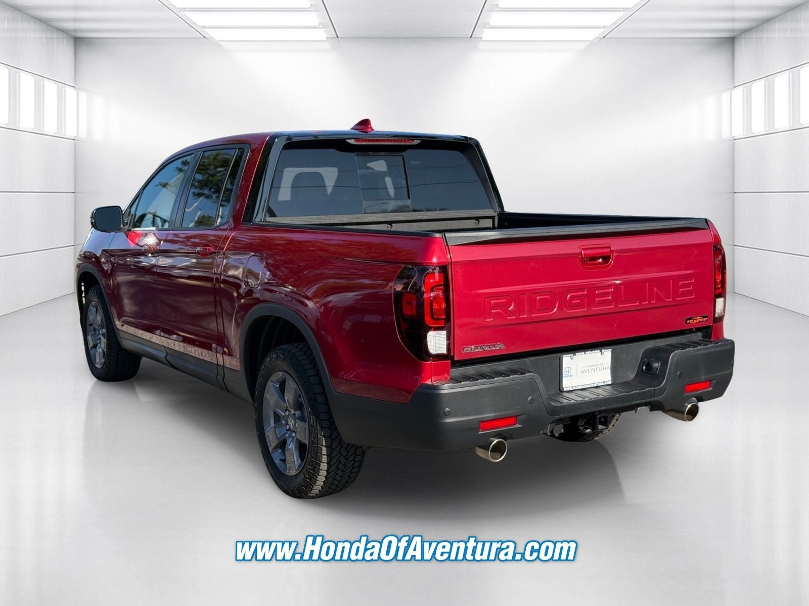 2025 Honda Ridgeline TrailSport / CERTIFIED