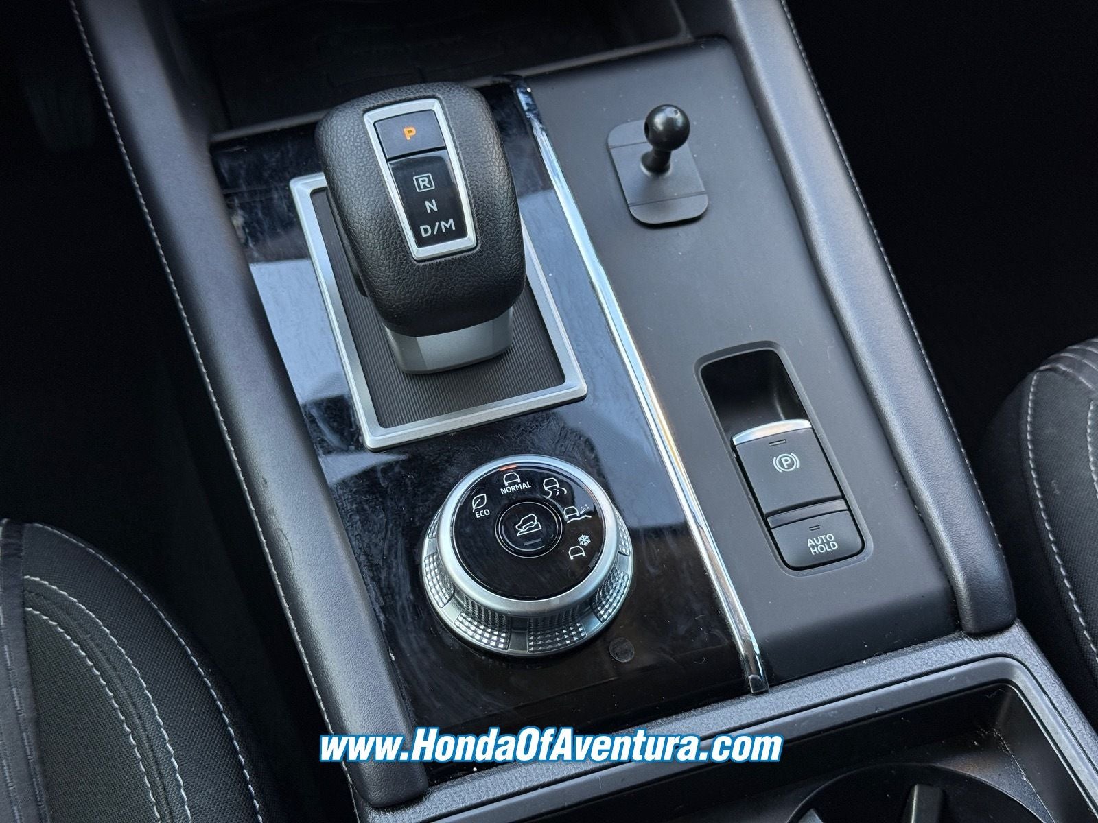 2023 Mitsubishi Outlander ES