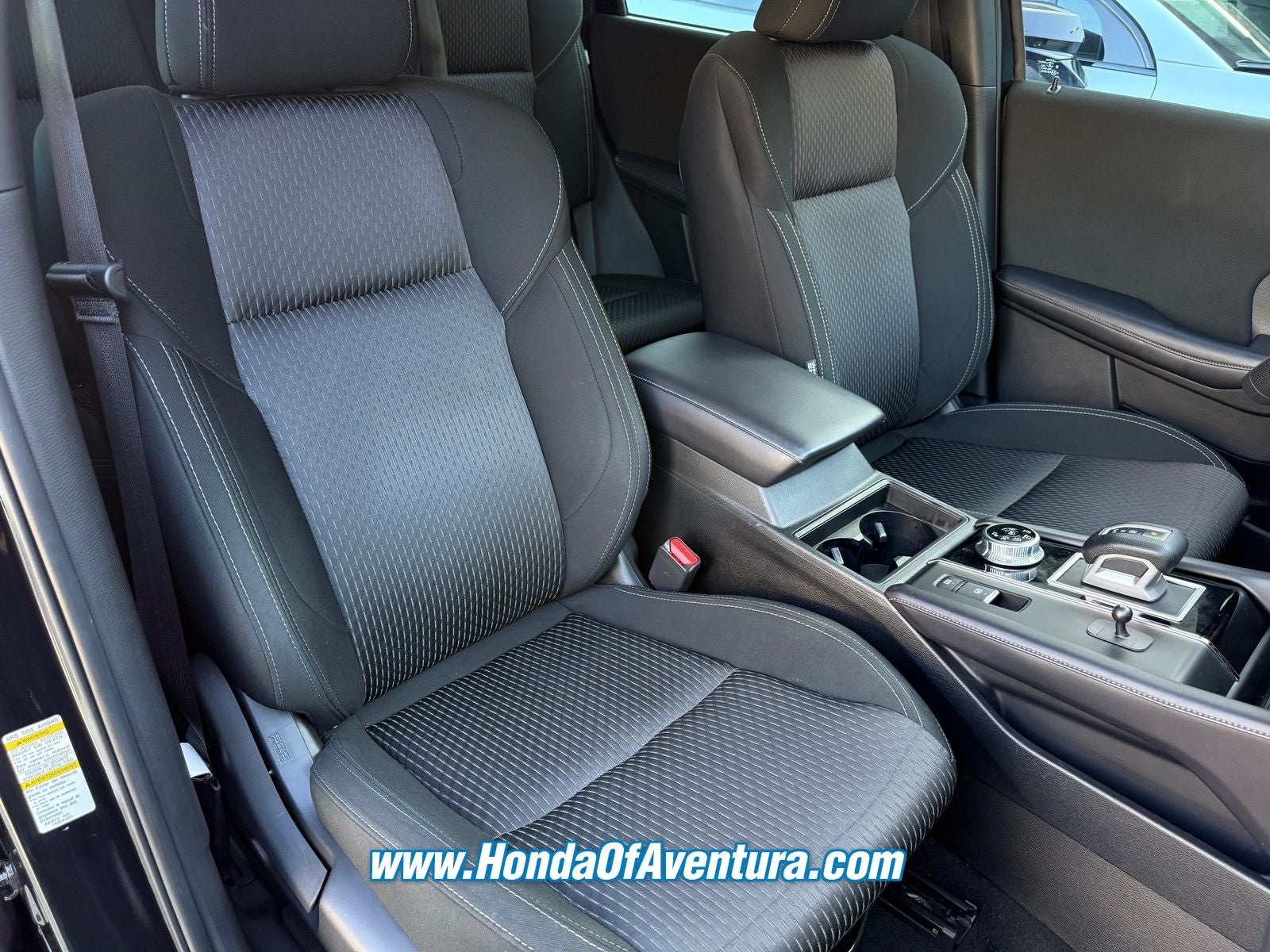 2023 Mitsubishi Outlander ES