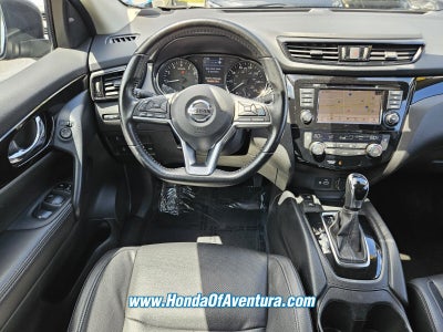 2022 Nissan Rogue Sport SL